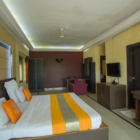 Silver Sands Beach Resort 콜바 외부 사진